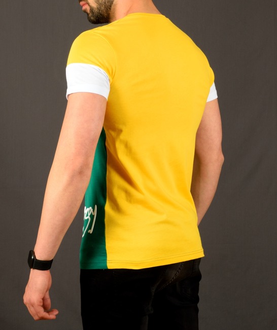 Мъжка жълто зелена тениска с бяла лента и надпис