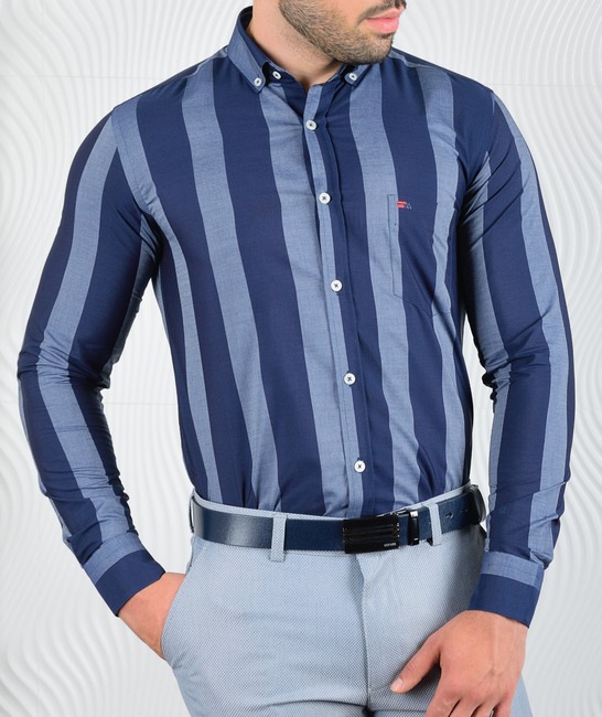 Мъжка синя риза на едри тъмносиви вертикални ленти