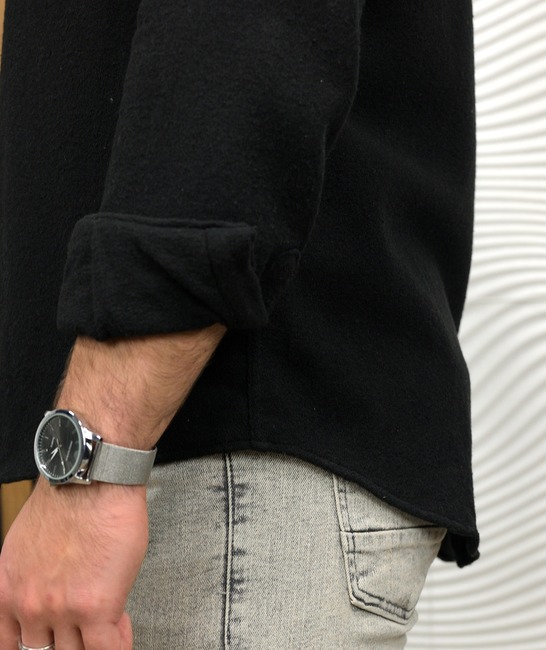 Зимна плътна черна мъжка риза с един джоб