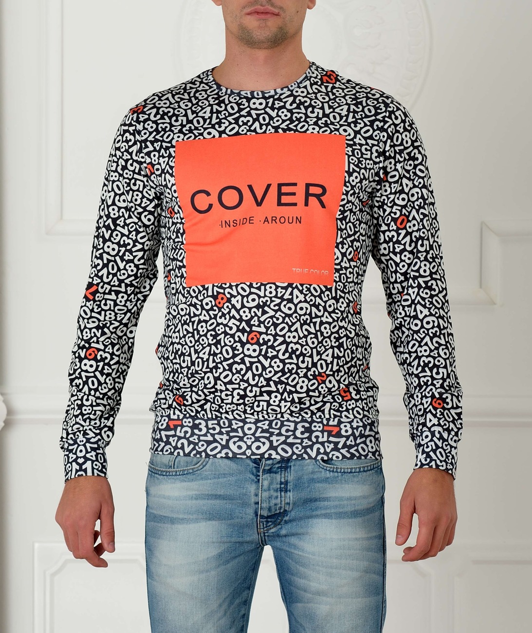 Мъжка блуза с цифри и надпис cover Мъжка блуза с цифри и надпис cover