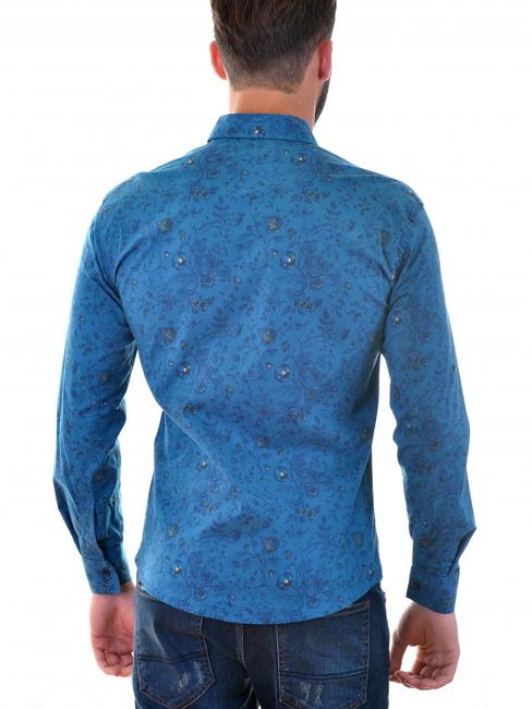 Мъжка синя риза на тъмно сини флорални елементи
