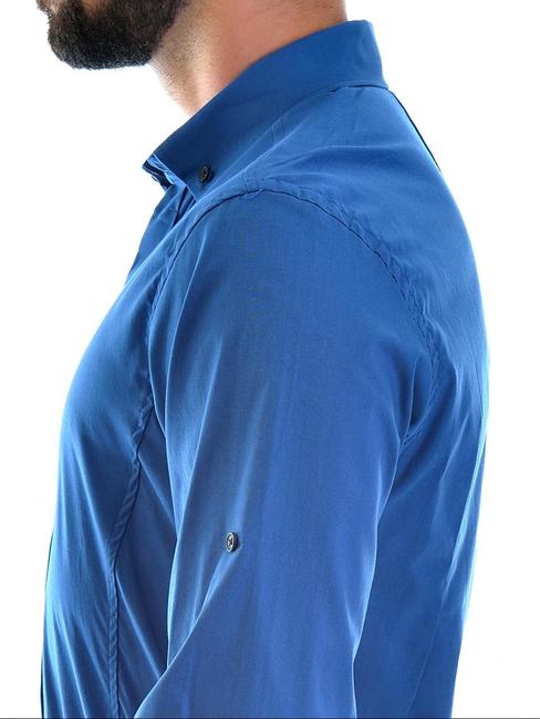 Мъжка синя риза с парче отпред