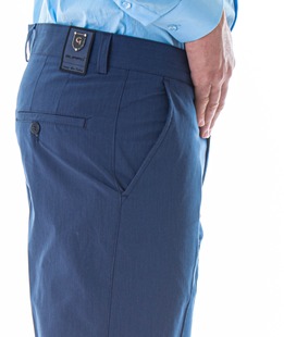 Мъжки син панталон с червено копче