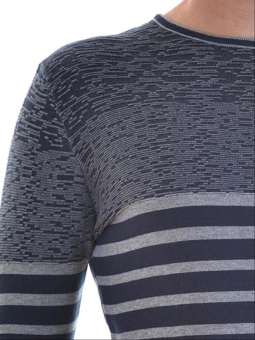 Мъжки тъмно син пуловер на ленти