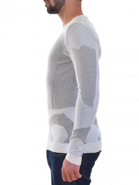 Мъжки екрю пуловер с тъмни елементи