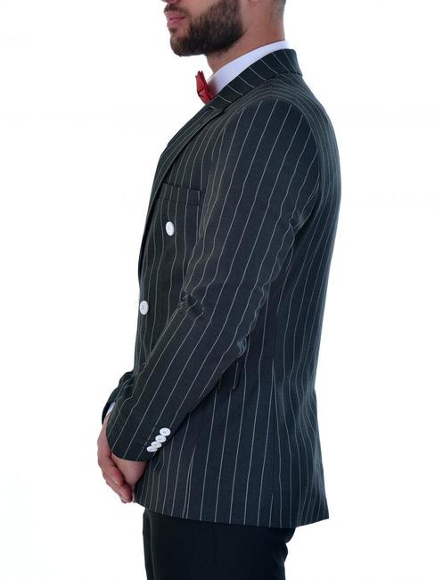 Мъжко черно раирано вталено сако