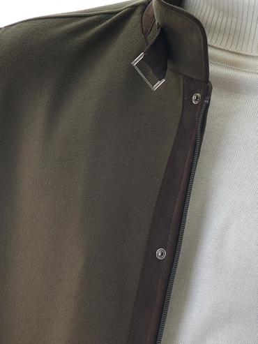 Мъжко късо палто маслинено зелено