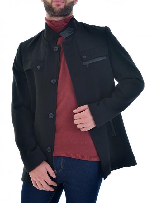 Мъжко черно късо палто с пластрон