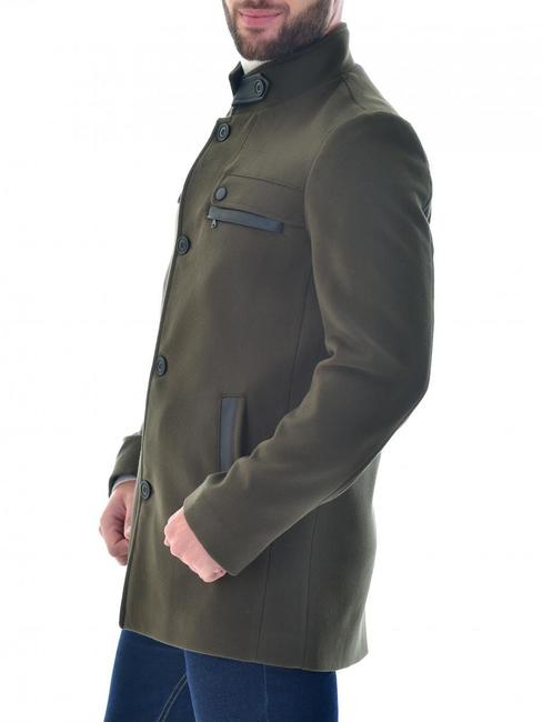 Мъжко палто маслено зелено с войнишка яка