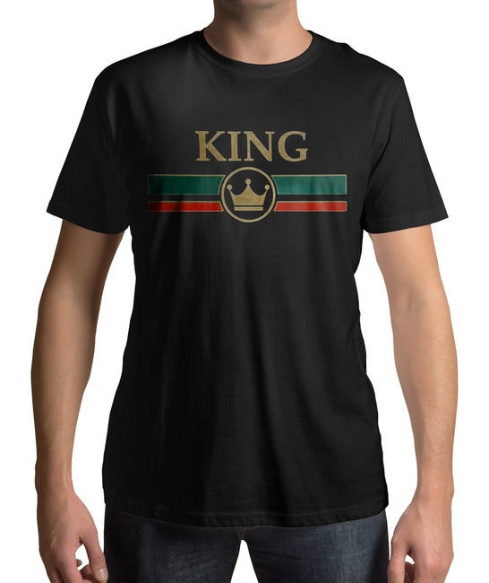 М921 - Мъжка черна тениска на Кинг с червена и зелена лента златна щампа