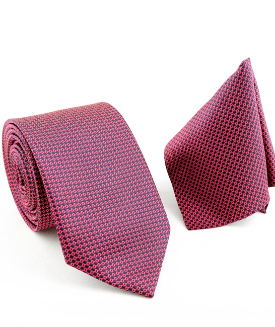 Мъжка вратовръзка на тъмно сини квадратчета цвят виолет