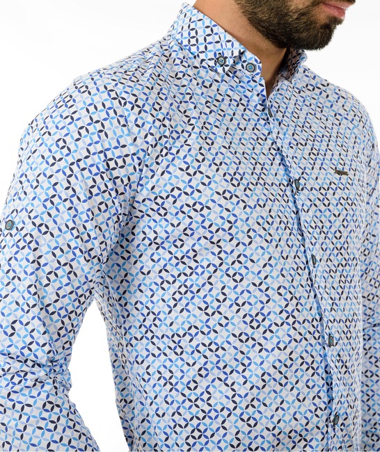 Мъжка бяла риза на сини кръгове 