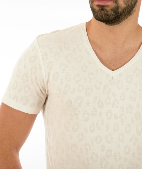 Мъжка бяла тениска с леопардова шарка