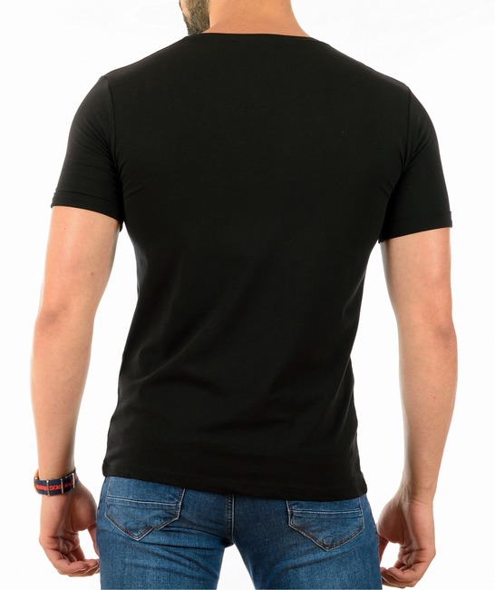 Мъжка черна тениска на момче с тиранти