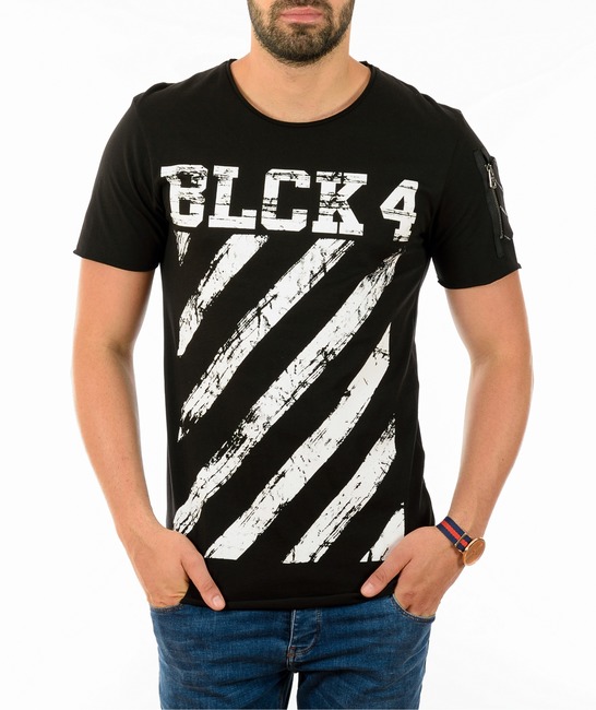 Мъжка черна тениска на бели големи ленти BLCK4
