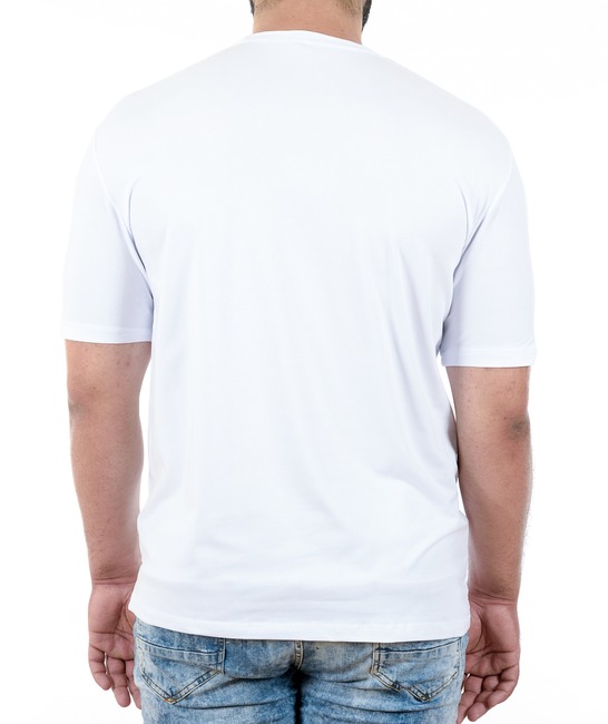 11 - Мъжка бяла тениска с червена лента и черен надпис