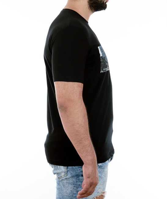 29 - Мъжка черна тениска на скалиста щампа и надпис