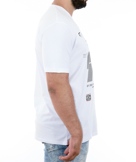 47 - Мъжка бяла тениска с черна щампа