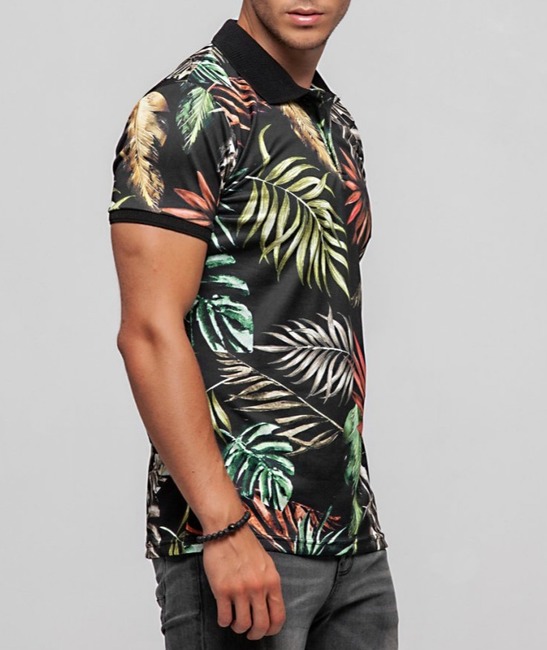 13 - Мъжка черна тениска с яка на цветни листа от палма