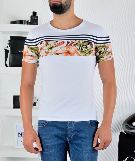 Мъжка бяла тениска на черни ленти с флорални мотиви