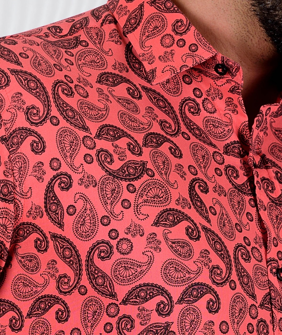 Мъжка розова риза с paisley елементи Мъжка розова риза с paisley елементи