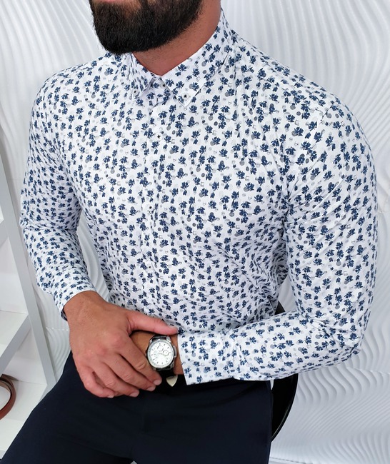 Бяла мъжка риза на сини листа и елементи