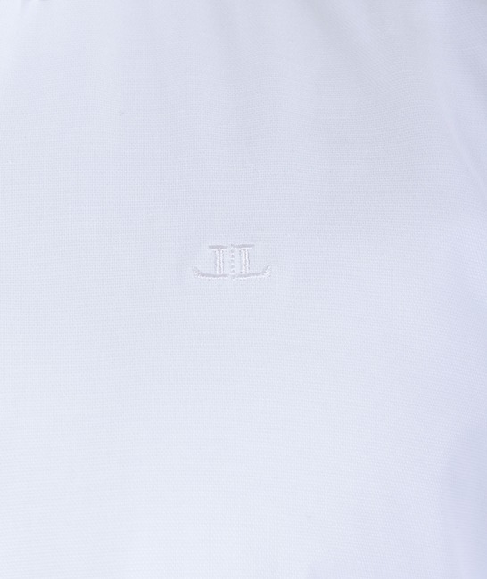 Бяла структурна изчистена риза