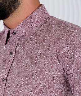 Мъжка риза цвят бордо с тъмни paisley елементи