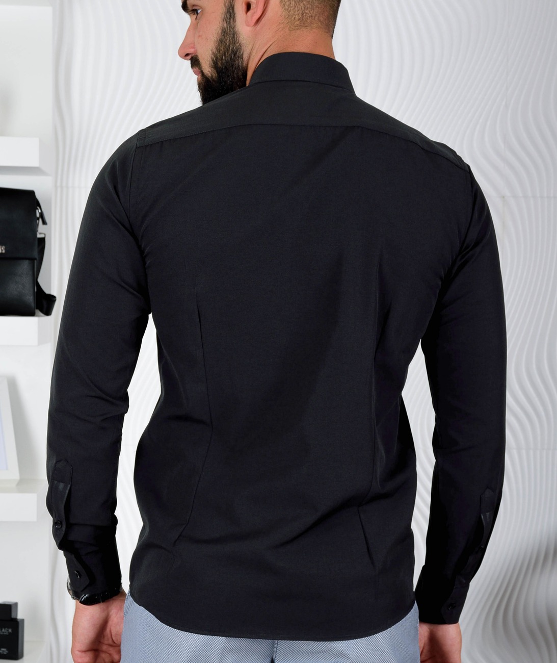Изчистена мъжка черна риза Standart Slim Fit Изчистена мъжка черна риза Standart Slim Fit