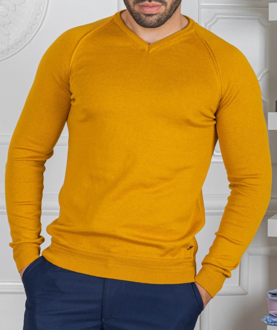 Мъжки пуловер остро деколте и реглан ръкав цвят горчица