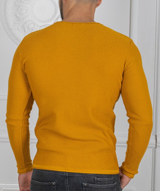 Мъжки изчистен пуловер цвят горчица