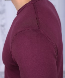 Памучен мъжки пуловер с обло деколте цвят бордо