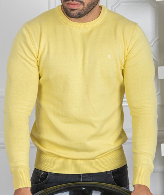 Мъжки пуловер с обло деколте цвят жълт