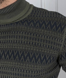Мъжки пуловер с поло яка на зигзаг орнаменти цвят зелен