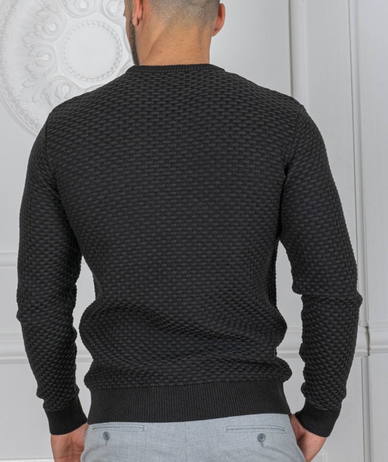 Мъжки пуловер с шахматна плетка цвят черен