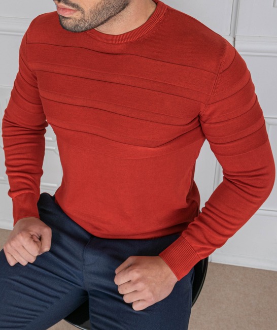 Мъжки пуловер с хоризонтални ленти цвят червен
