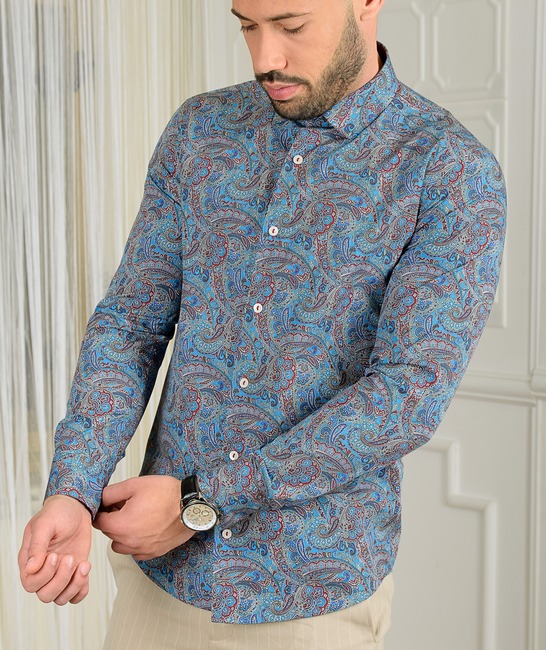 Мъжка синя риза с принт на пейсли елементи
