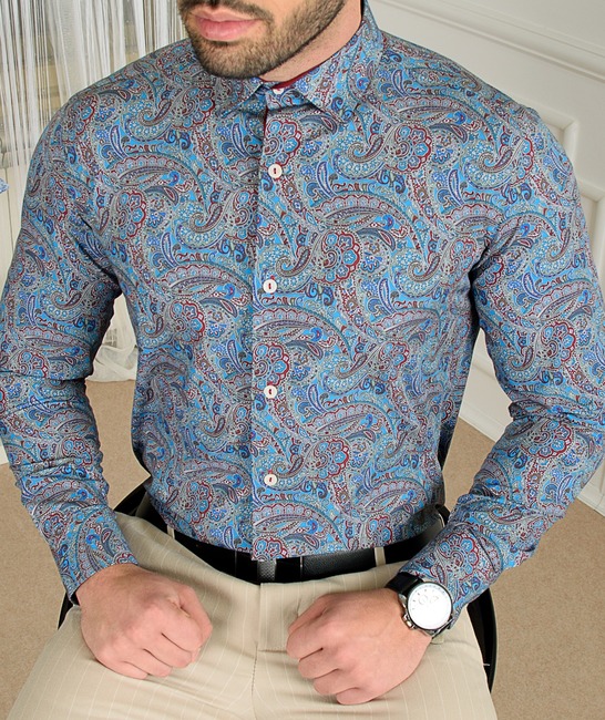 Мъжка синя риза с принт на пейсли елементи