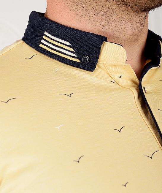Мъжка жълта поло тениска с птици