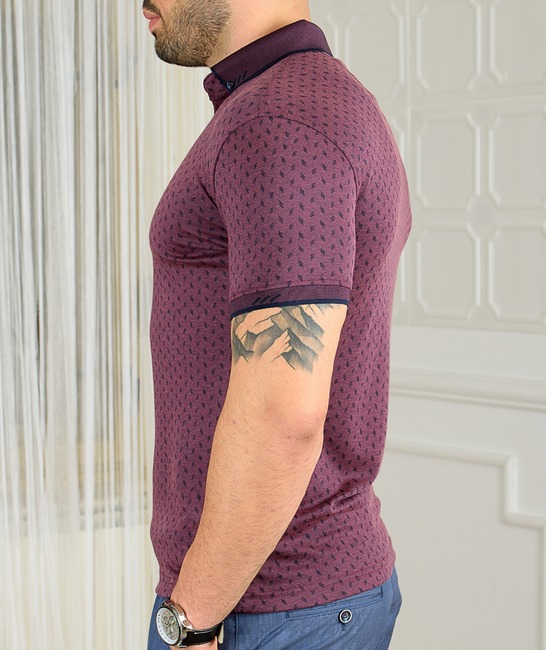 Мъжка тениска с яка цвят бордо на лентички