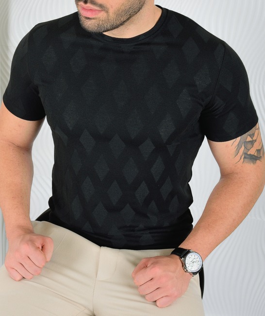 Мъжка черна тениска на ромбоиди