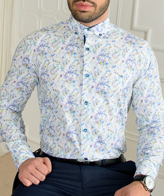 Мъжка бяла риза с абстрактни елементи