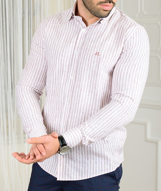 Мъжка ленена бяла риза на вертикални ленти цвят бордо
