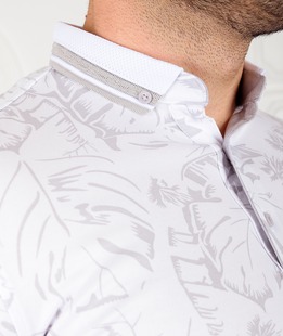 Бяла мъжка поло тениска с тропически листа