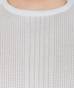 Бяла мъжка трикотажна тениска