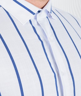 Мъжка бяла ленена риза на вертикални ленти