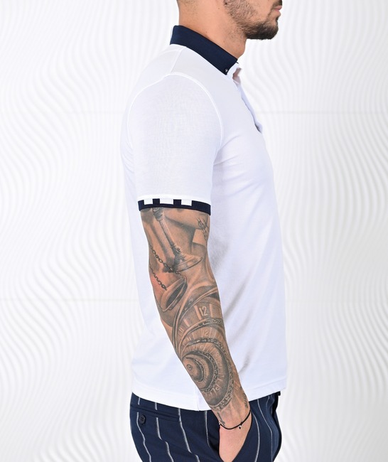 Мъжка бяла тениска с яка с три ленти