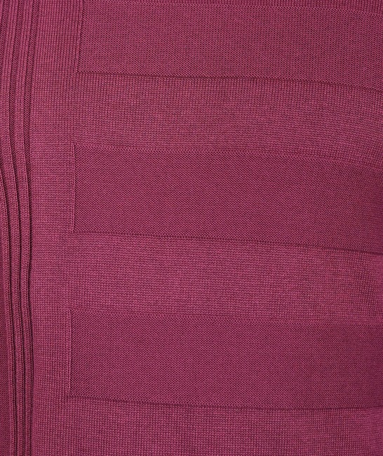 Мъжки пуловер на ленти и ивици цвят бордо