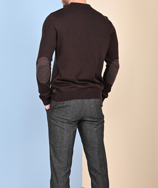 Матиращ мъжки пуловер цвят кафяв