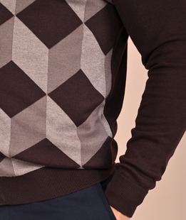 Мъжка плетена кафява жилетка на ромбоиди